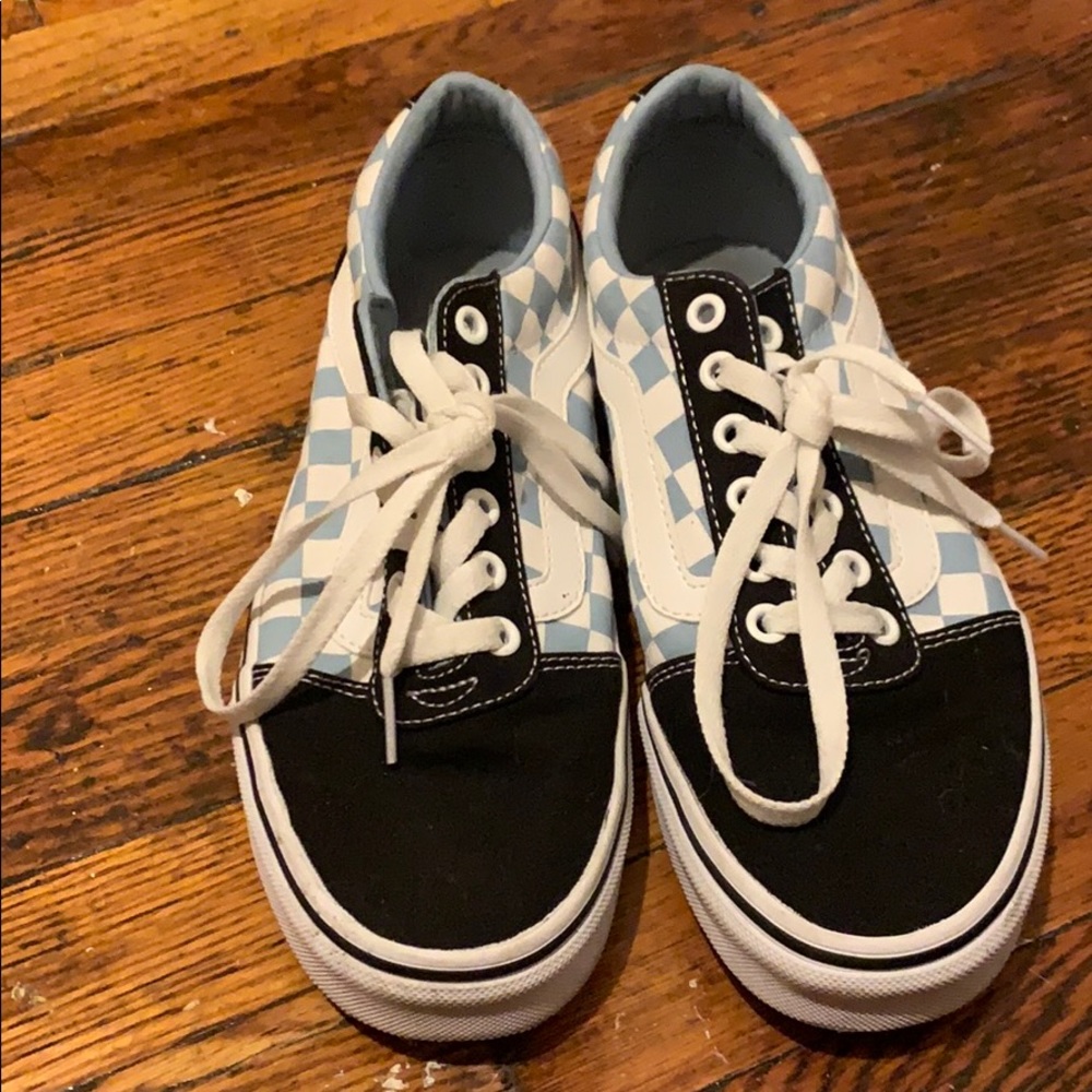 Vans 7.5 W